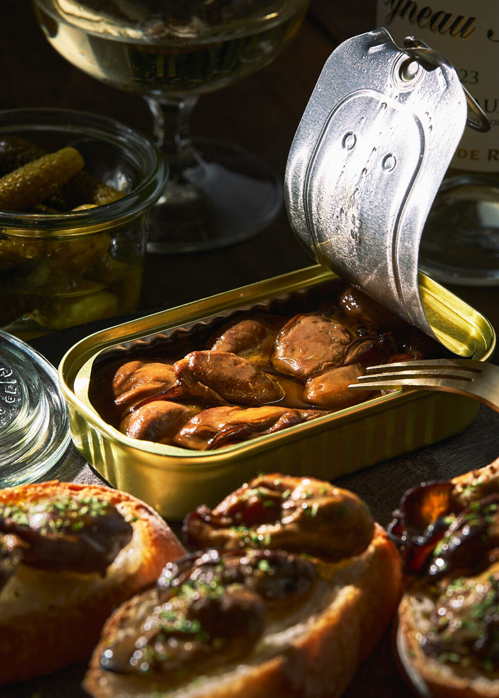 熊本の料理と出張撮影、牡蠣の缶詰を使っった、オープンサンド